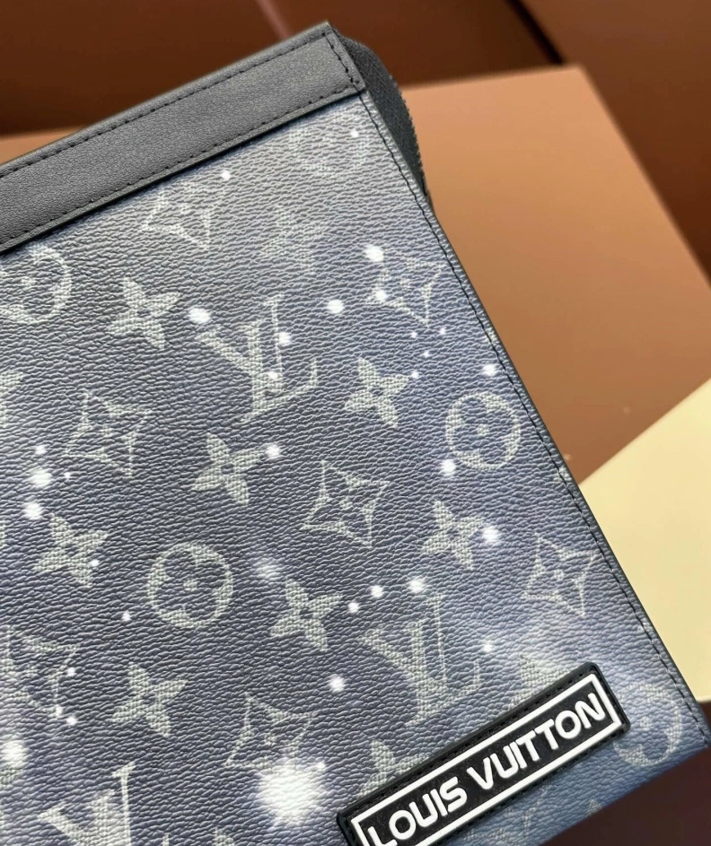 Comfortable LX Clutch Bags 11587