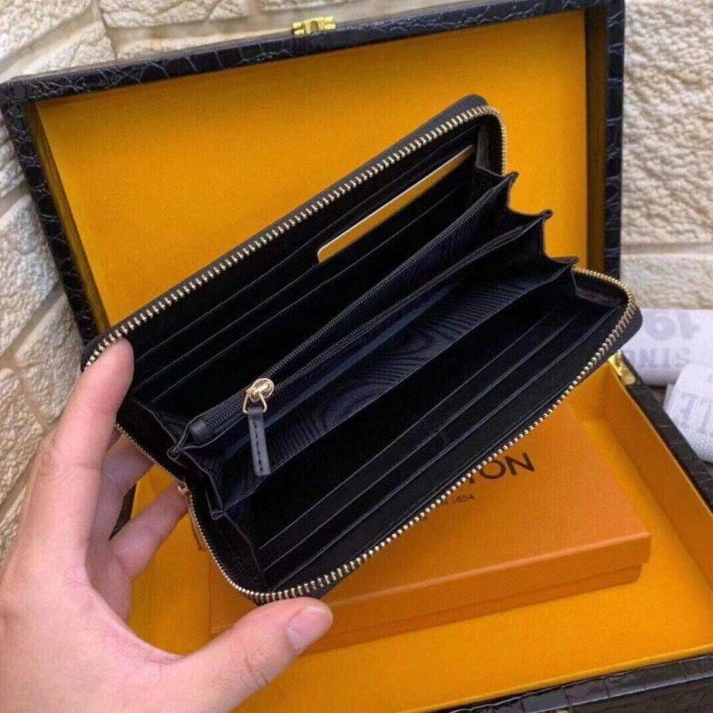 Trendsetting LX Wallets 9797