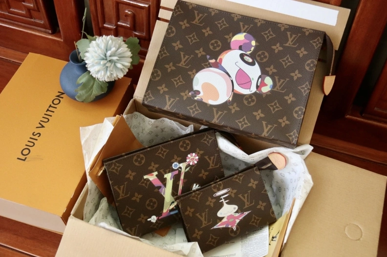 LX Clutch Bags Flexible 11562