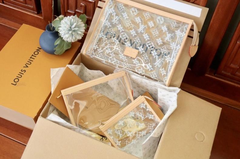 Compact LX Clutch Bags 11553