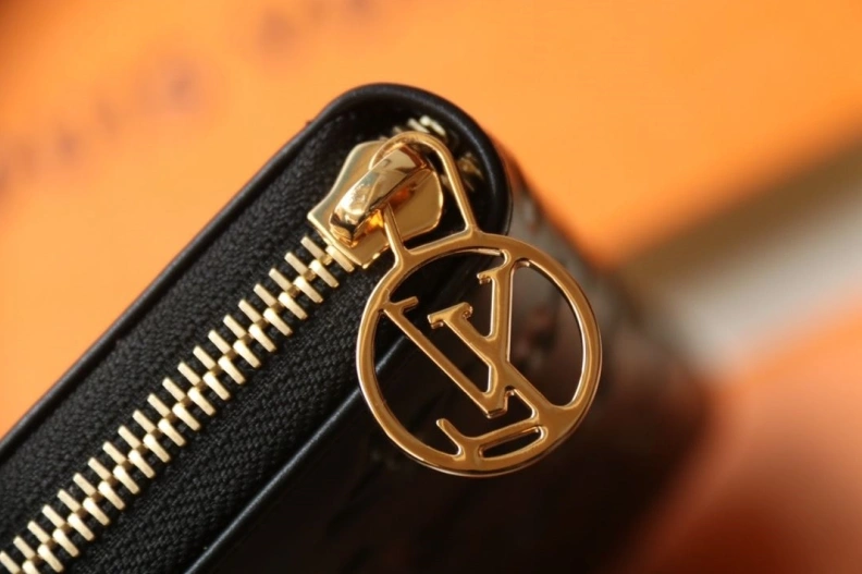 LX Wallets Sleek 9834