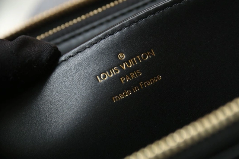 LX Wallets Sleek 9834