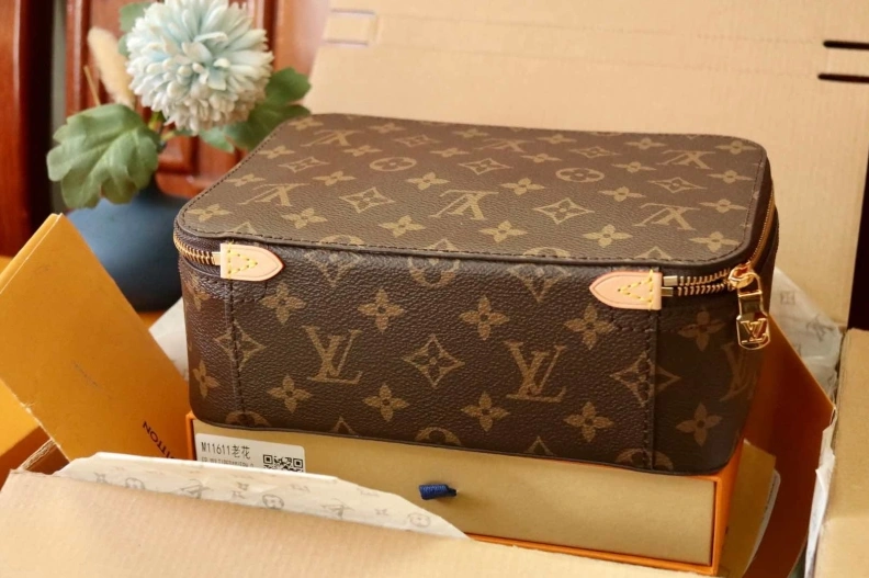 LX Cosmetic Bags StreetReady 11509
