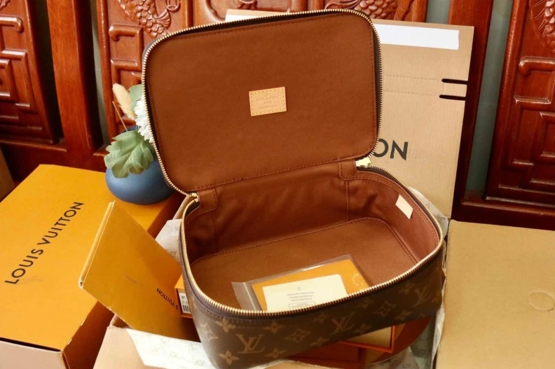 LX Cosmetic Bags StreetReady 11509