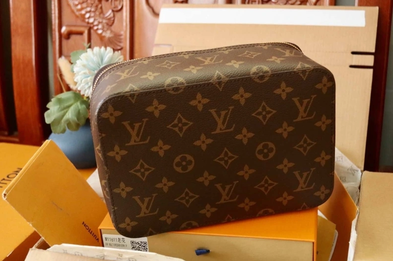 LX Cosmetic Bags StreetReady 11509