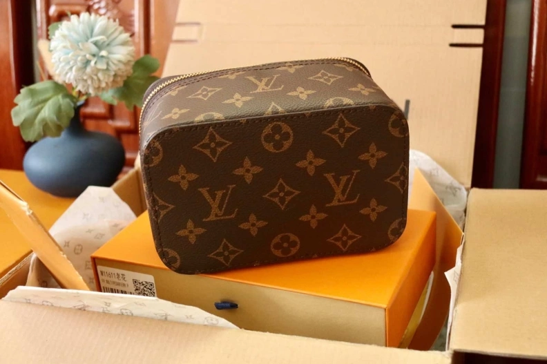 NewStyle LX Cosmetic Bags 11522