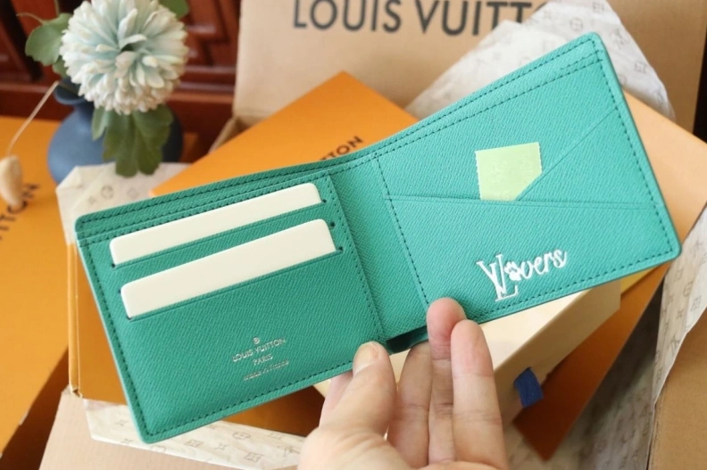 Resilient LX Wallets 9844