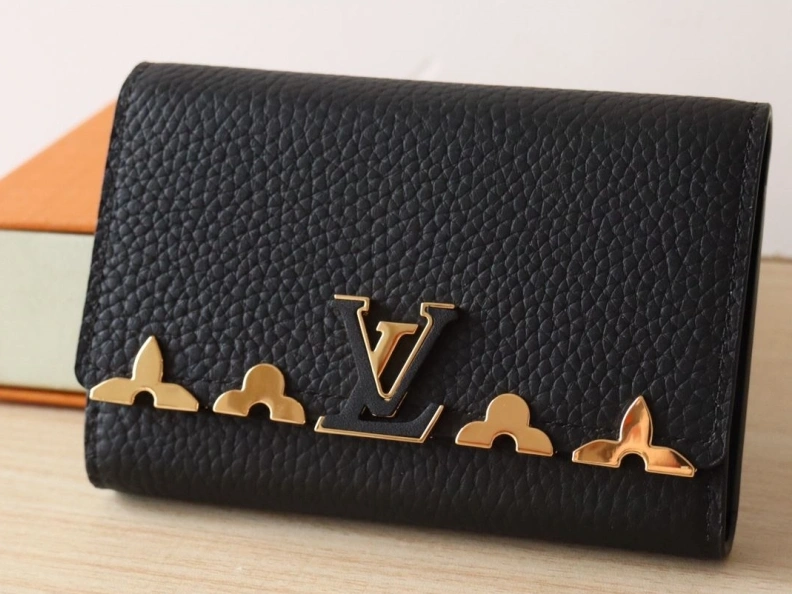Affordable LX Wallets 9777