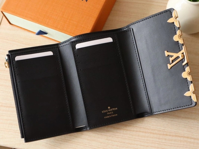 Affordable LX Wallets 9777