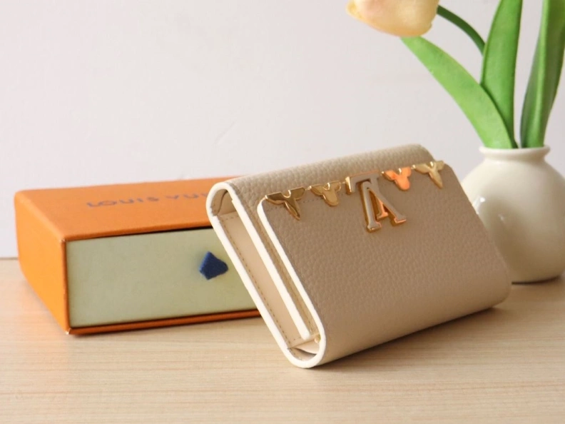 Functional LX Wallets 9775