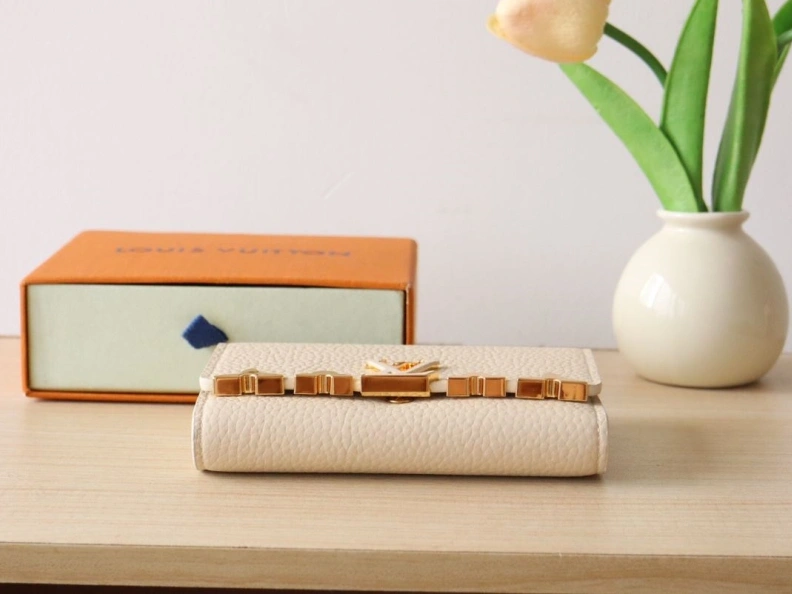 Functional LX Wallets 9775