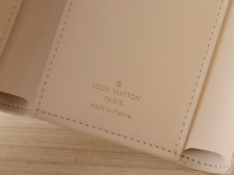 Functional LX Wallets 9775