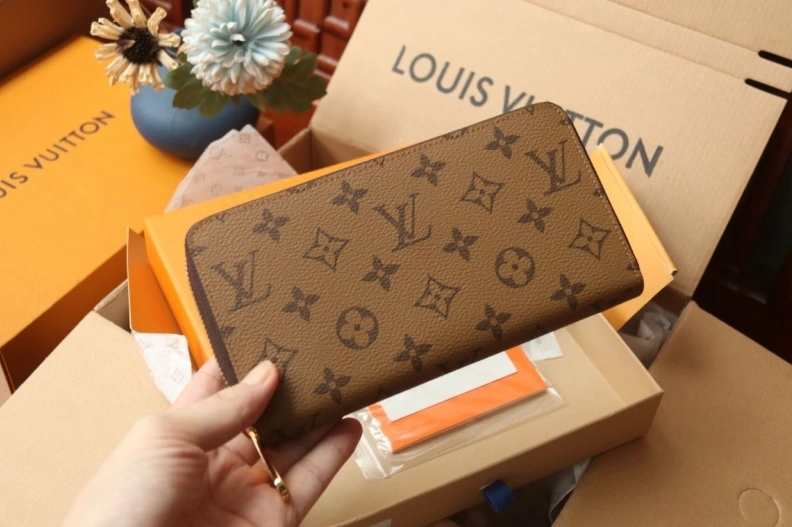 Cozy LX Wallets 9773