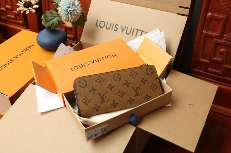 LX Wallets SportInspired 9770