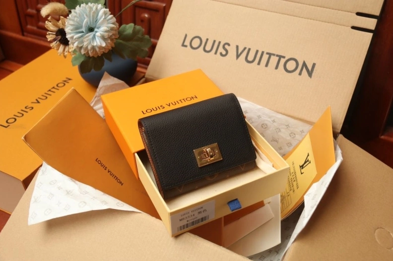 LX Wallets Refined 9763