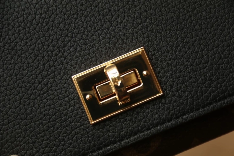 LX Wallets Refined 9763