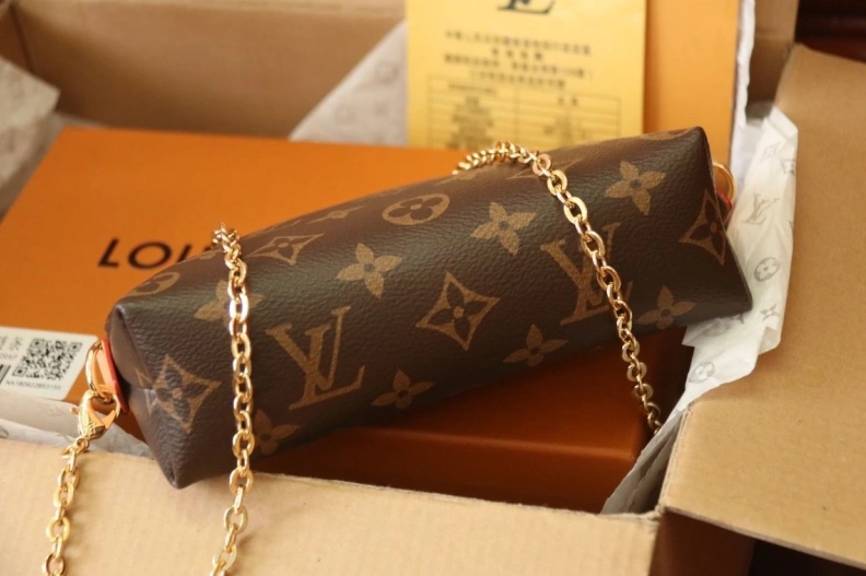Classic LX Wallets 9761