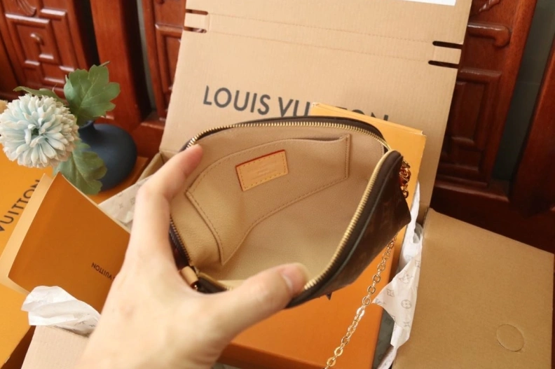 Classic LX Wallets 9761