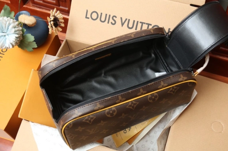 LX Cosmetic Bags DailyWear 11514