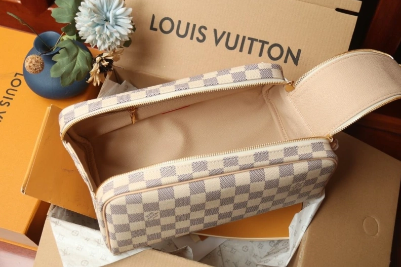 Reliable LX Cosmetic Bags 11499