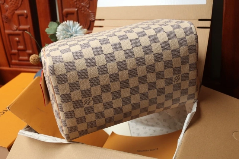 Reliable LX Cosmetic Bags 11499