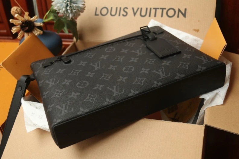 Bold LX Clutch Bags 11563