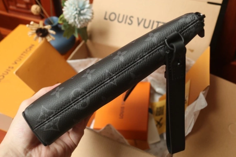 Bold LX Clutch Bags 11563