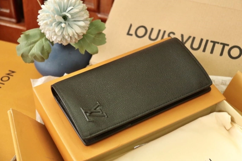 LX Wallets Modern 9831