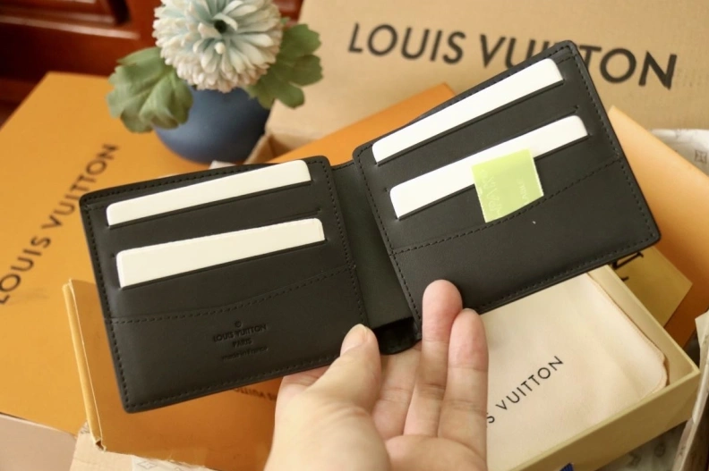 LX Wallets Fashionable 9749