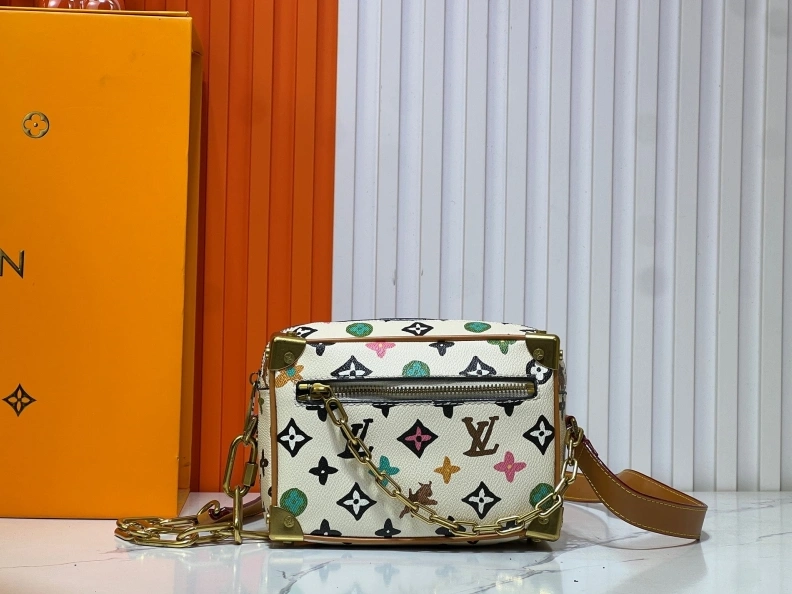 Trendsetting LX Box Bags 11912
