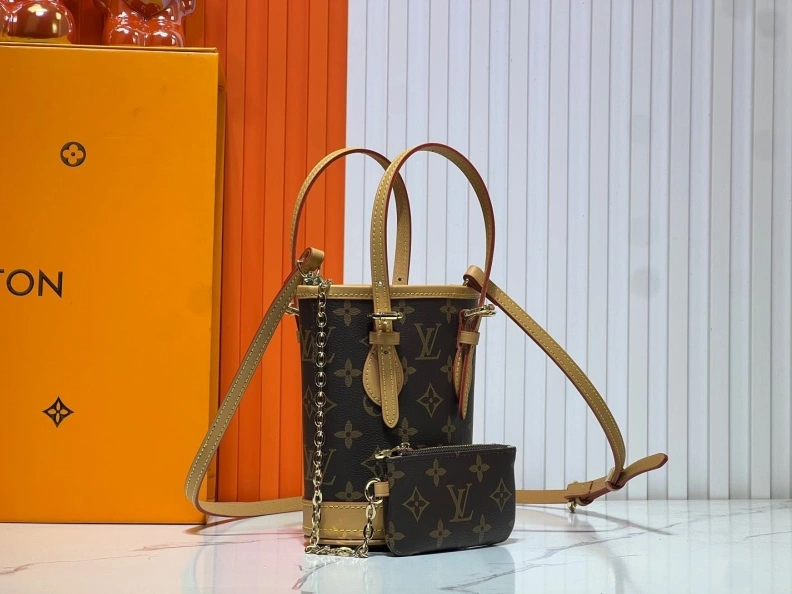 LX Bucket Bags Sophisticated 11822