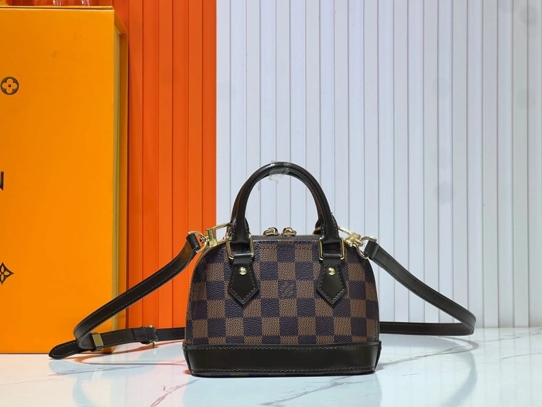 Versatile LX Top Handle Bags 10643