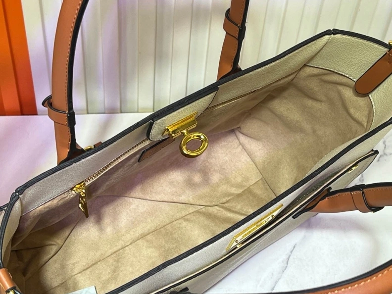 Comfortable LX Shopping Bags 10944