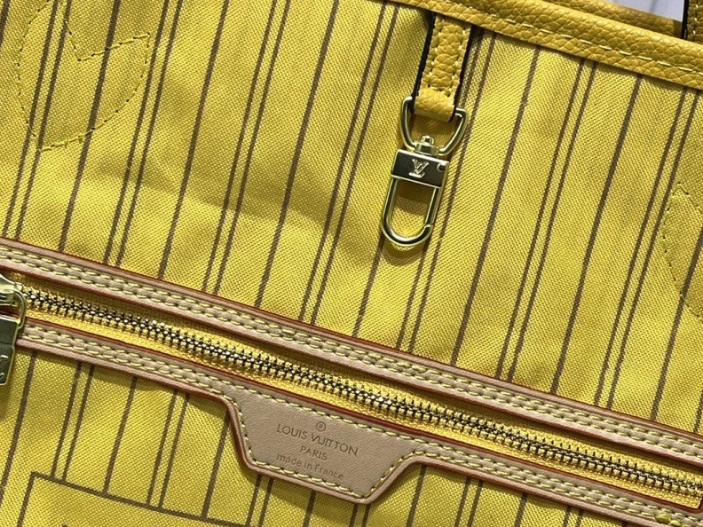 Affordable LX Shopping Bags 10939