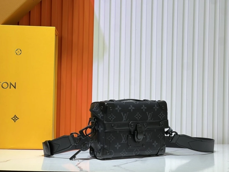 Comfortable LX Box Bags 11887