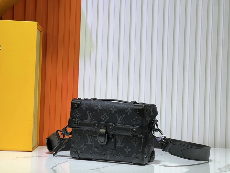 Comfortable LX Box Bags 11887