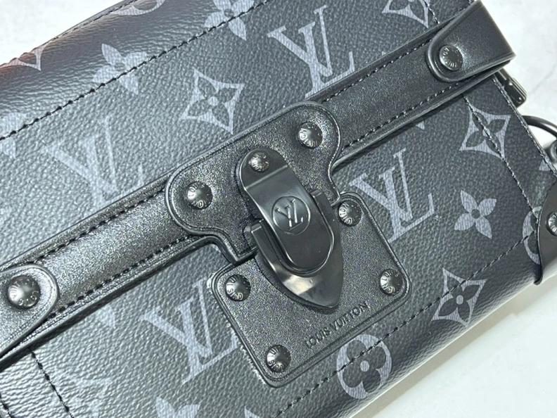 Comfortable LX Box Bags 11887