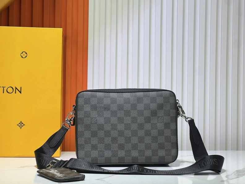 LX Satchel Bags Vibrant 11250