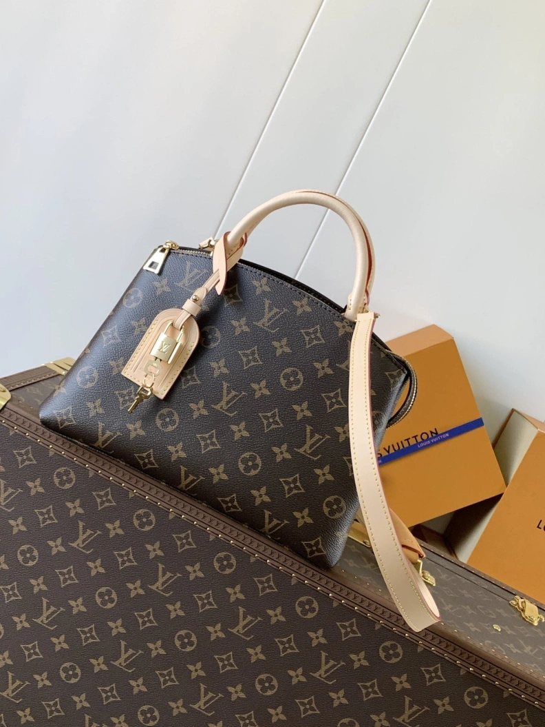 Trendy LX Top Handle Bags 10637
