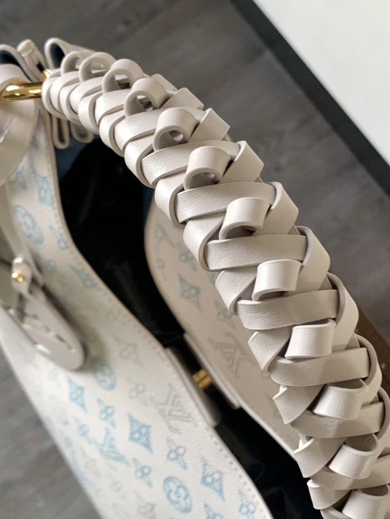 LX Top Handle Bags ModernLook 10602
