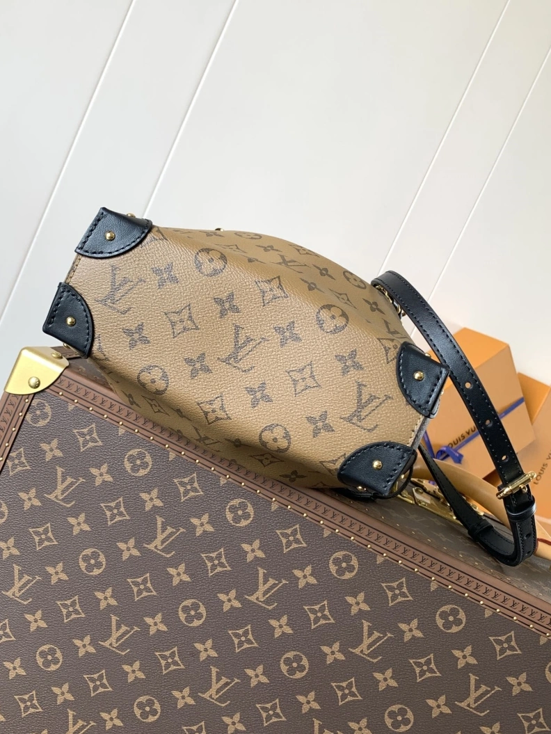 LX Bucket Bags Refined 11821