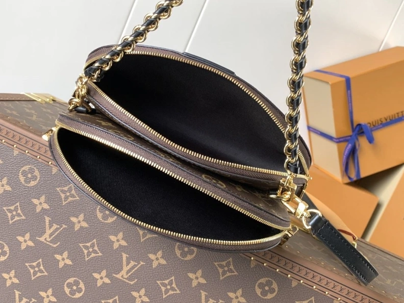 Trendsetting LX Satchel Bags 11205