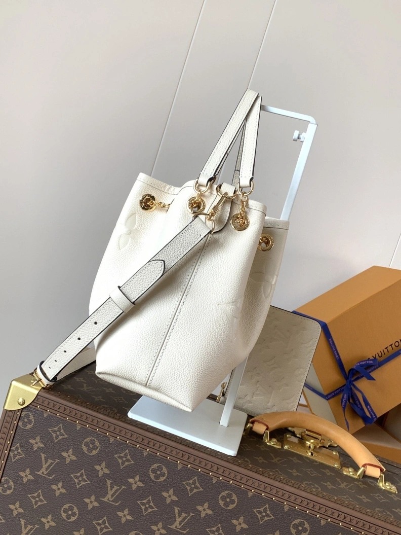 SportInspired LX Top Handle Bags 10600