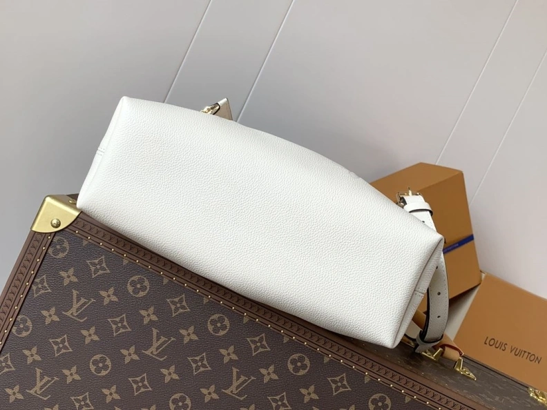 SportInspired LX Top Handle Bags 10600