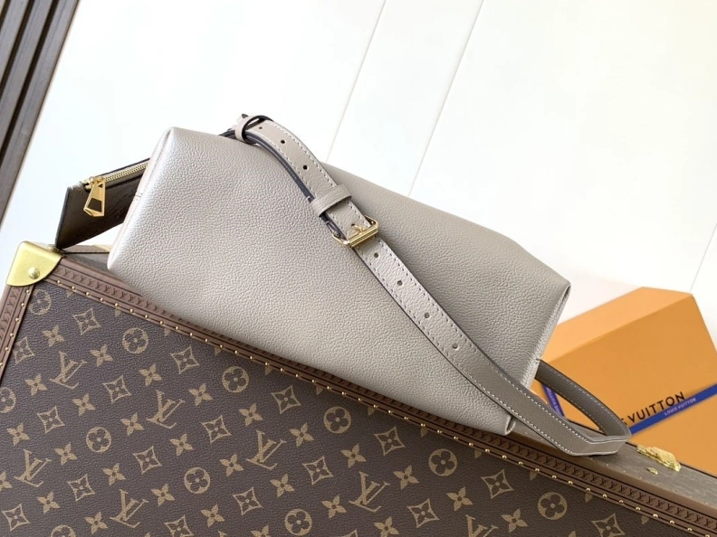 Functional LX Top Handle Bags 10598