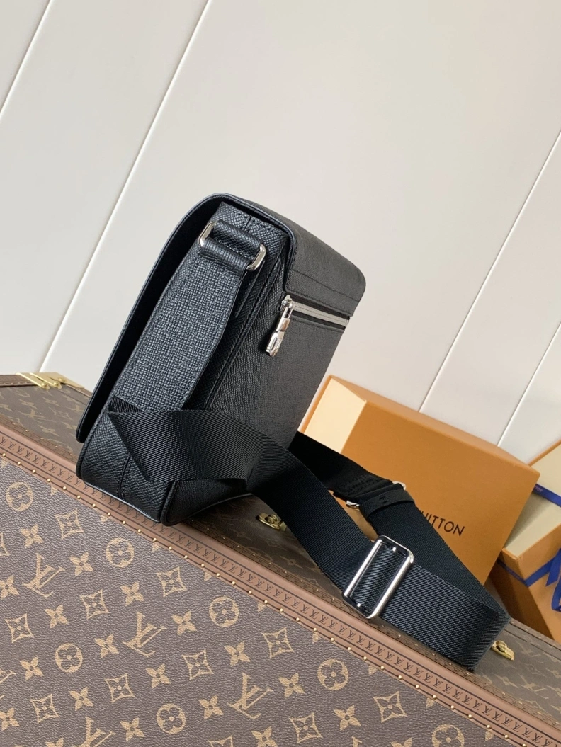 Fashionable LX Satchel Bags 11233