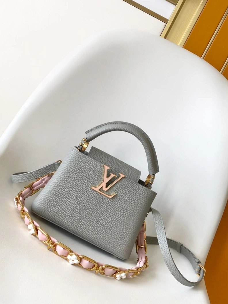 Resilient LX Caxucines Bags 11628