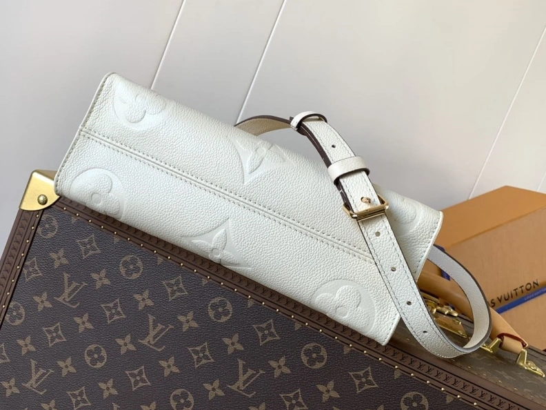 Functional LX Shopping Bags 10900