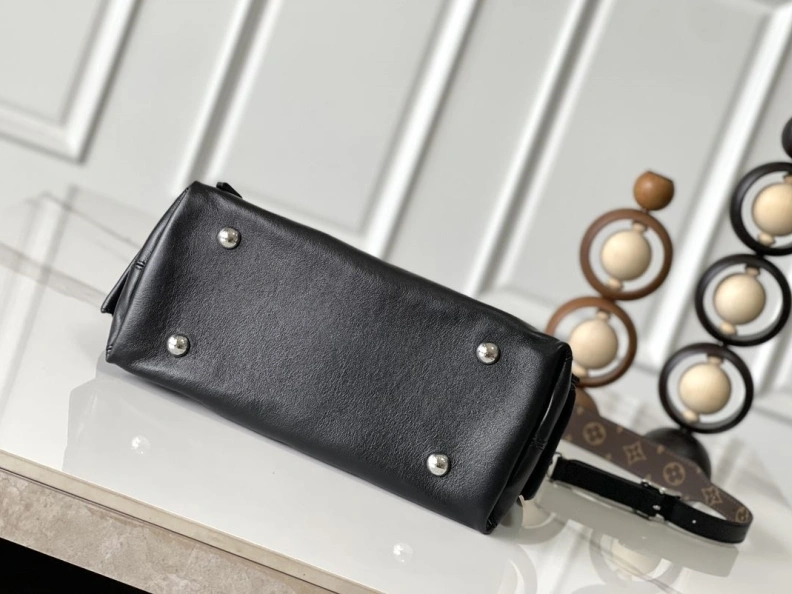 Classic LX Satchel Bags 11152