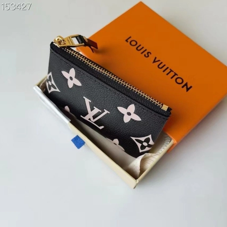 Modern LX Wallets 9736